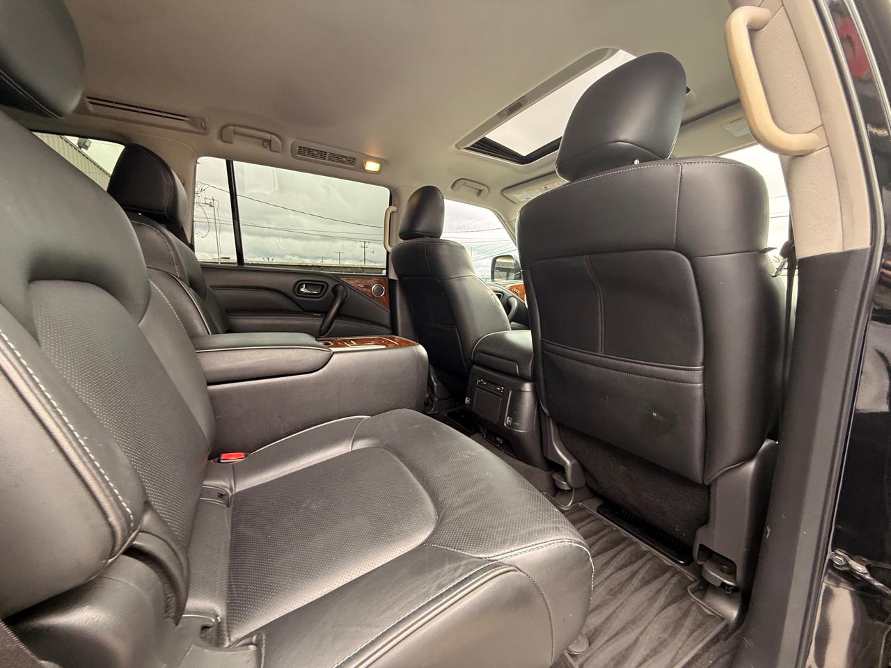 Infiniti QX80 LUXE 2019