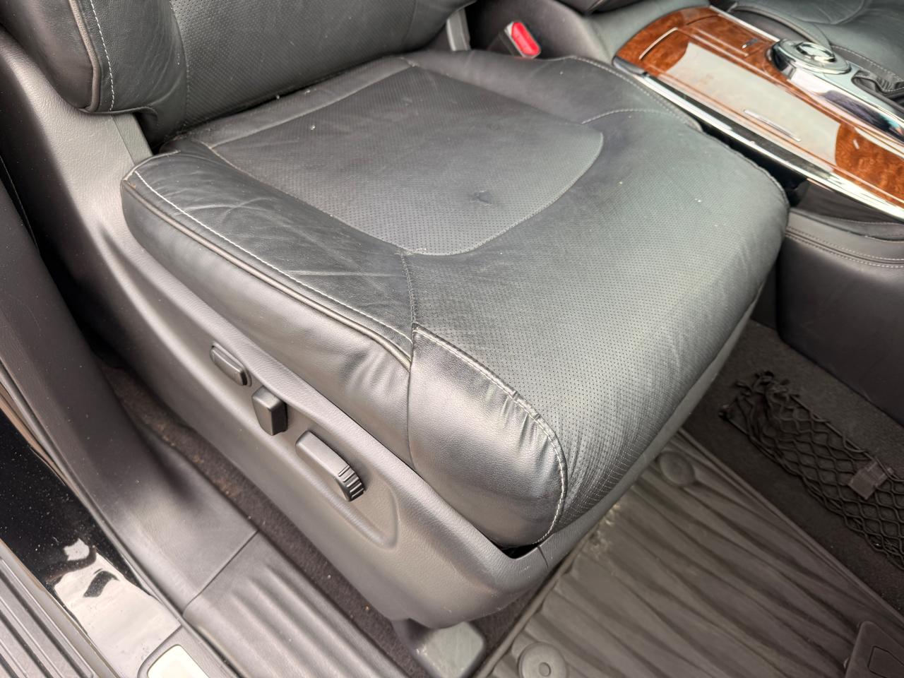 Infiniti QX80 LUXE 2019