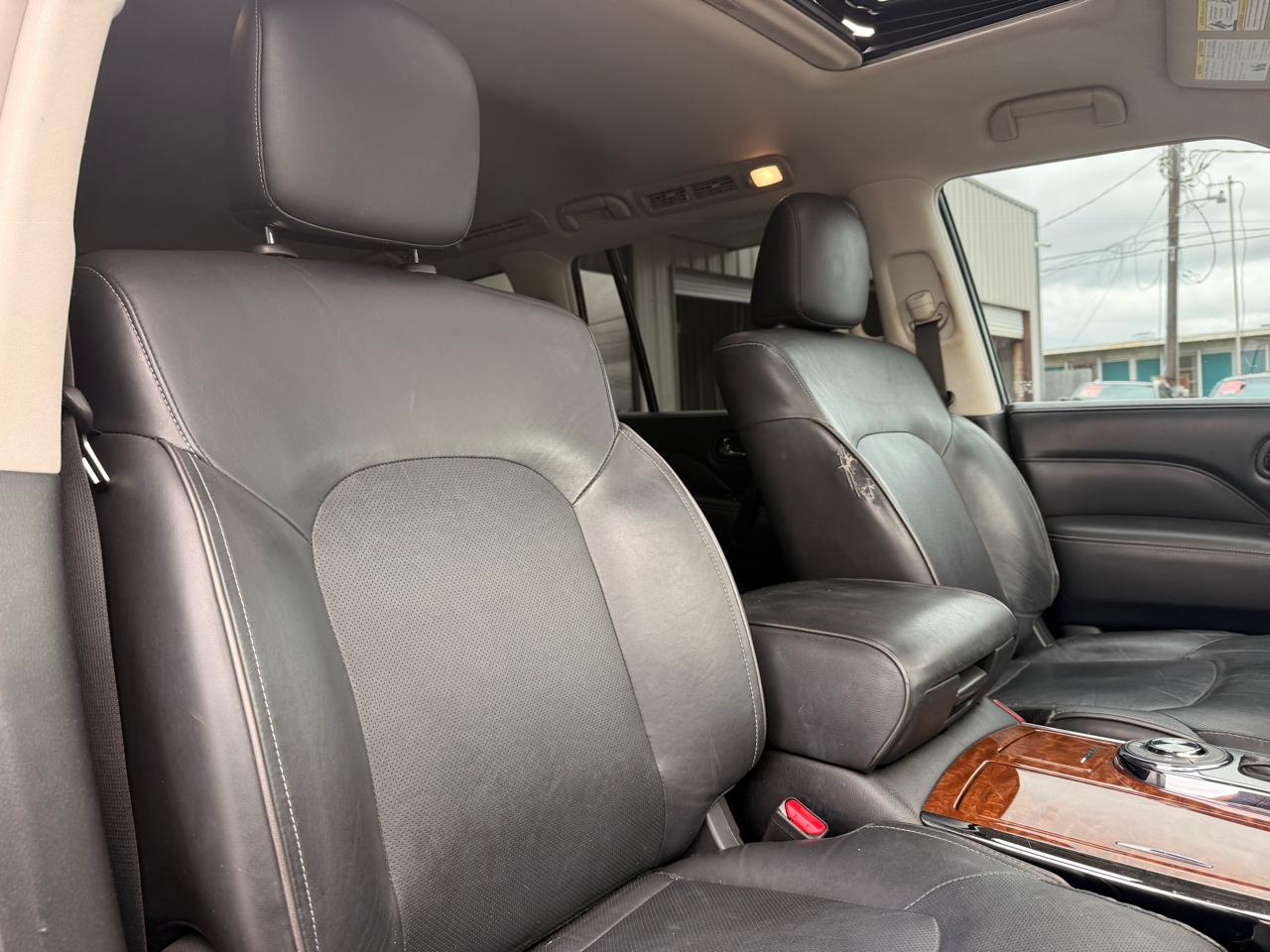 Infiniti QX80 LUXE 2019