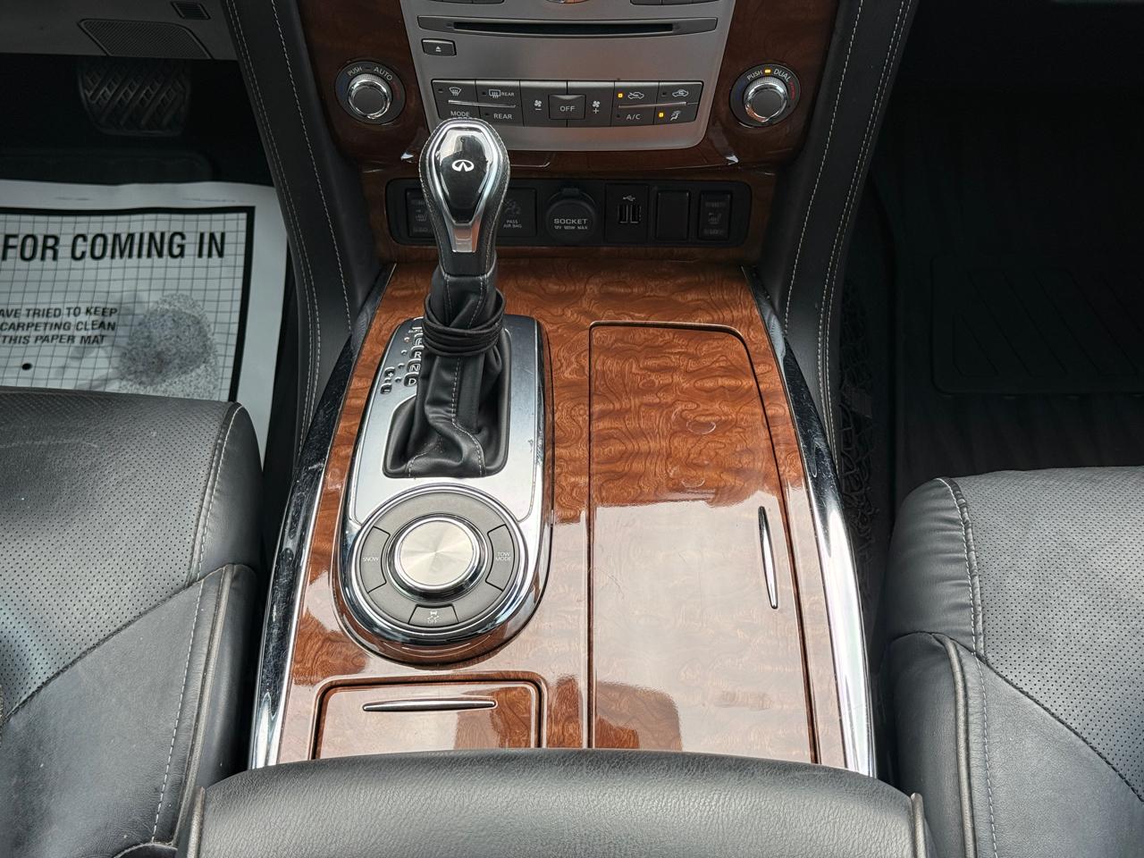 Infiniti QX80 LUXE 2019