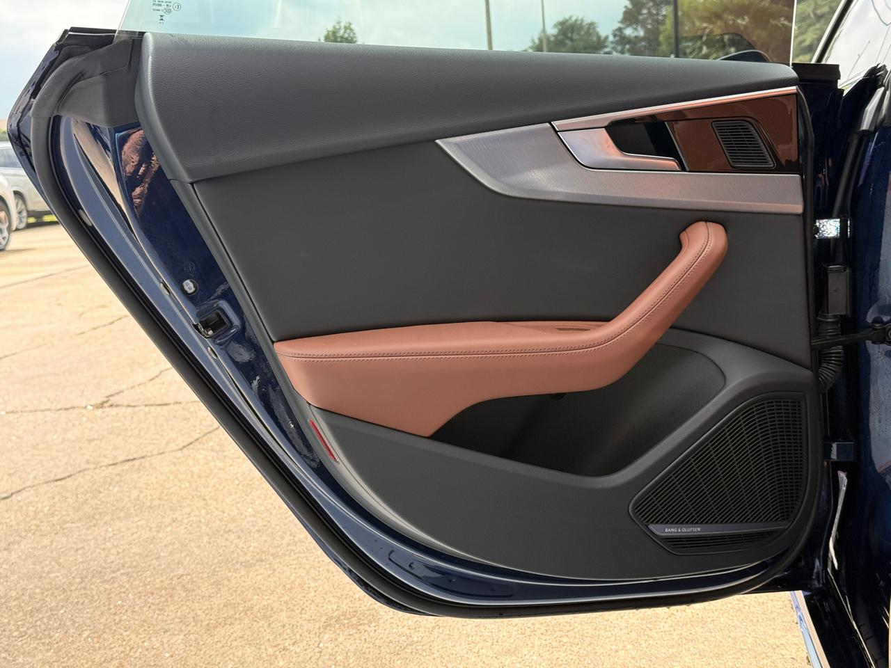 Audi A5 Premium S line 45 TFSII quattro 2024