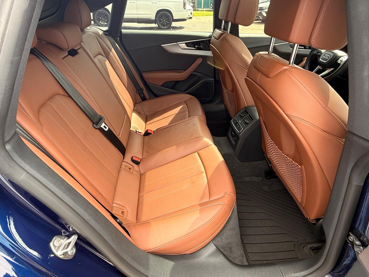 Audi A5 Premium S line 45 TFSII quattro 2024