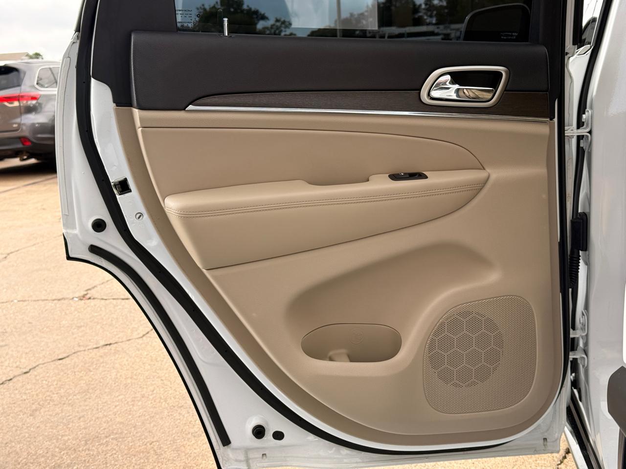 Jeep Grand Cherokee Limited 2WD 2017