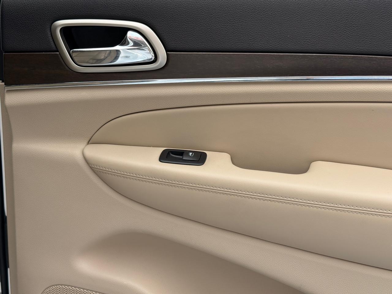 Jeep Grand Cherokee Limited 2WD 2017