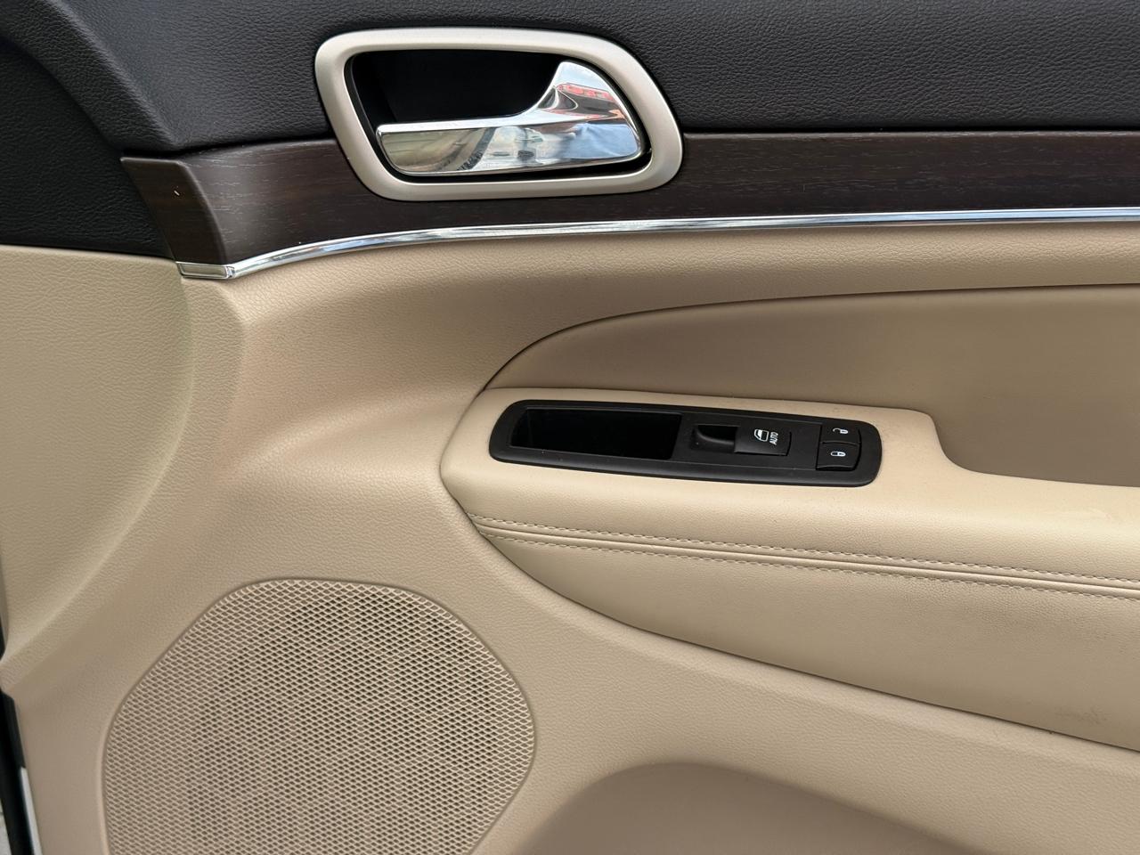 Jeep Grand Cherokee Limited 2WD 2017