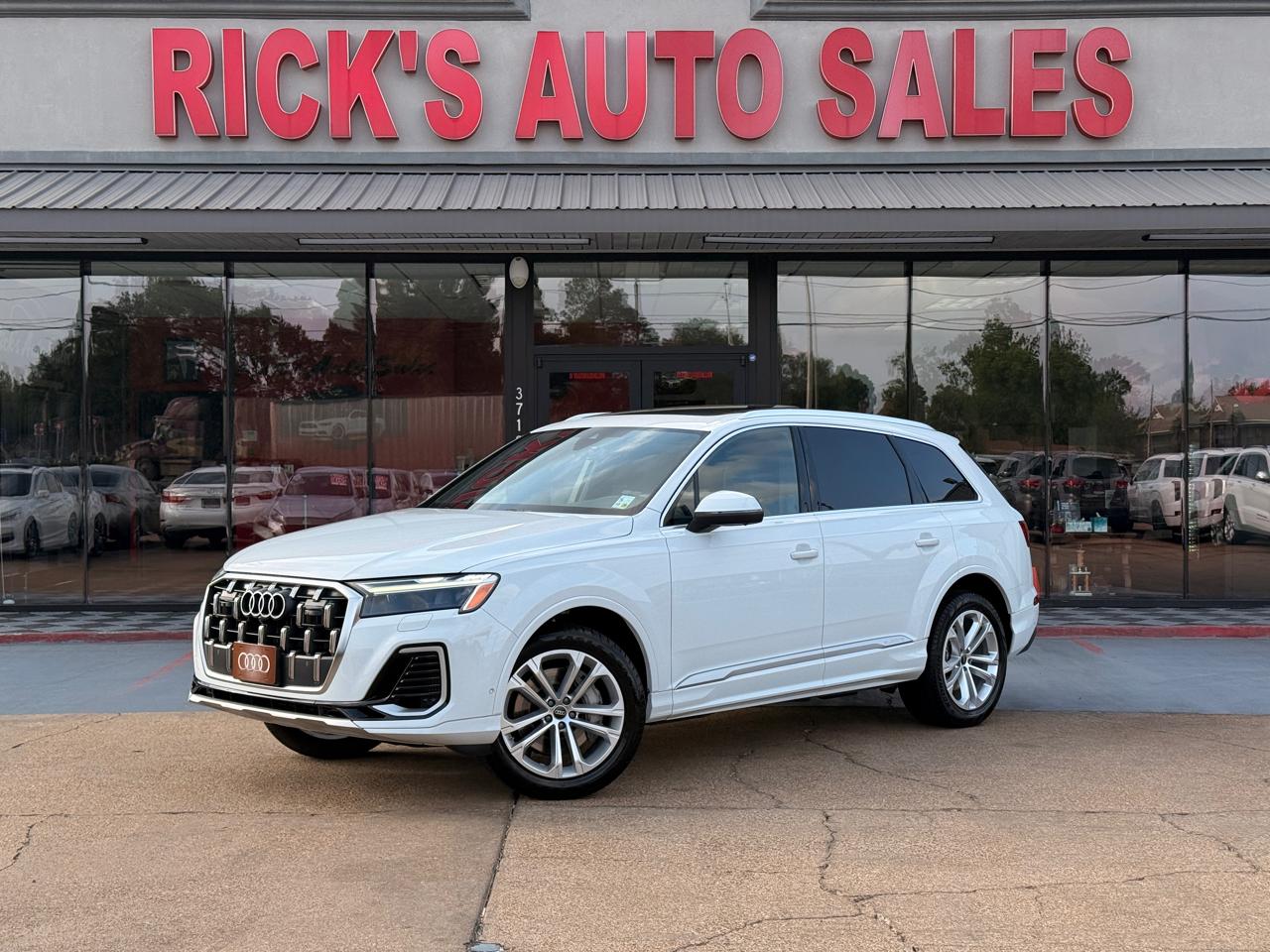 2025 Audi Q7 Premium Plus 55 TFSI quattro