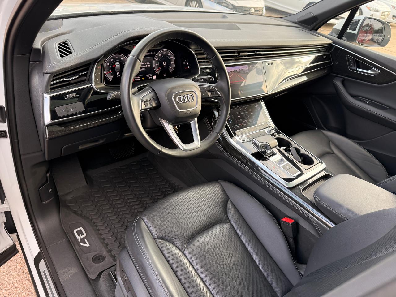 Audi Q7 Premium Plus 55 TFSI quattro 2025