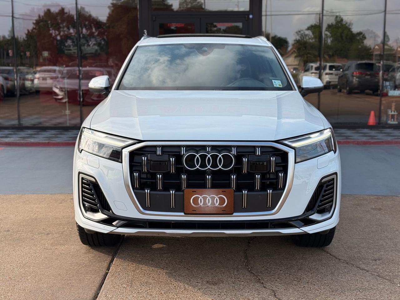 Audi Q7 Premium Plus 55 TFSI quattro 2025