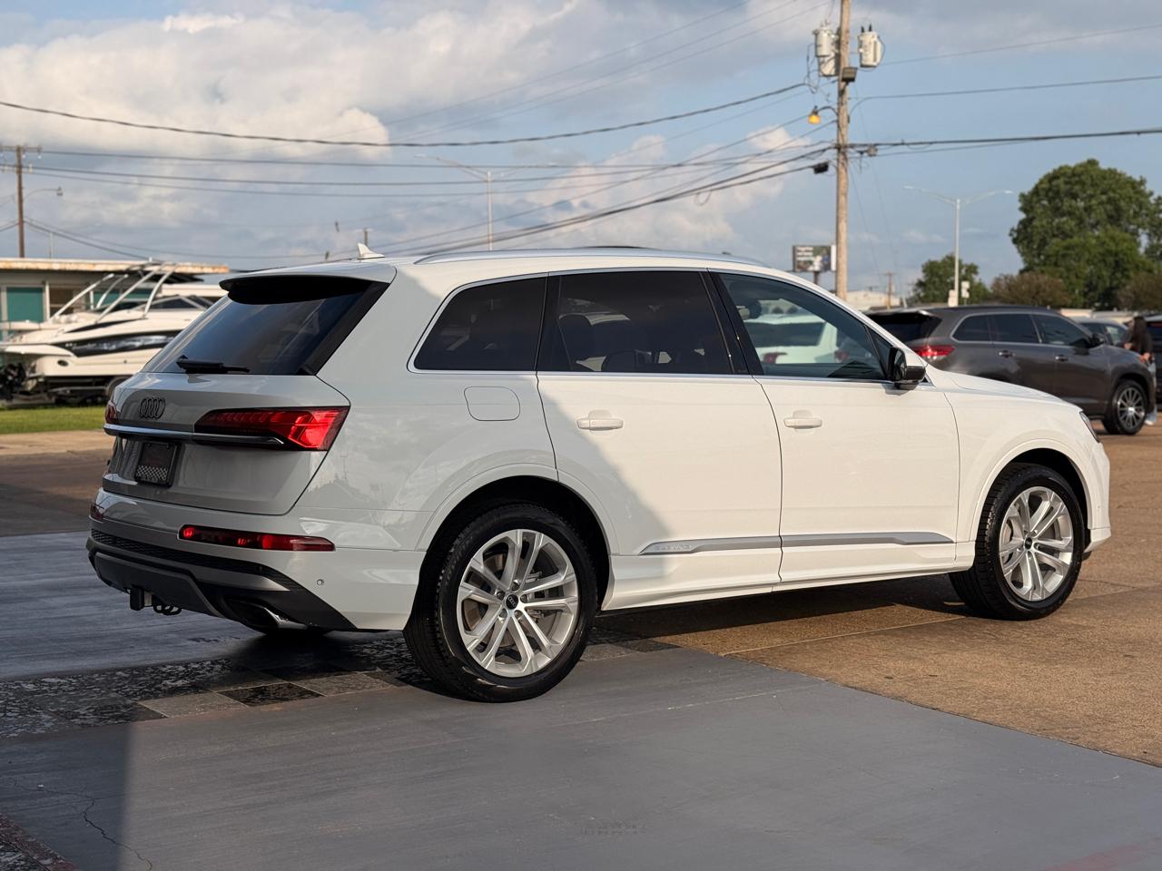 Audi Q7 Premium Plus 55 TFSI quattro 2025