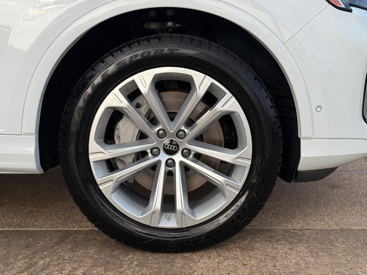 Audi Q7 Premium Plus 55 TFSI quattro 2025