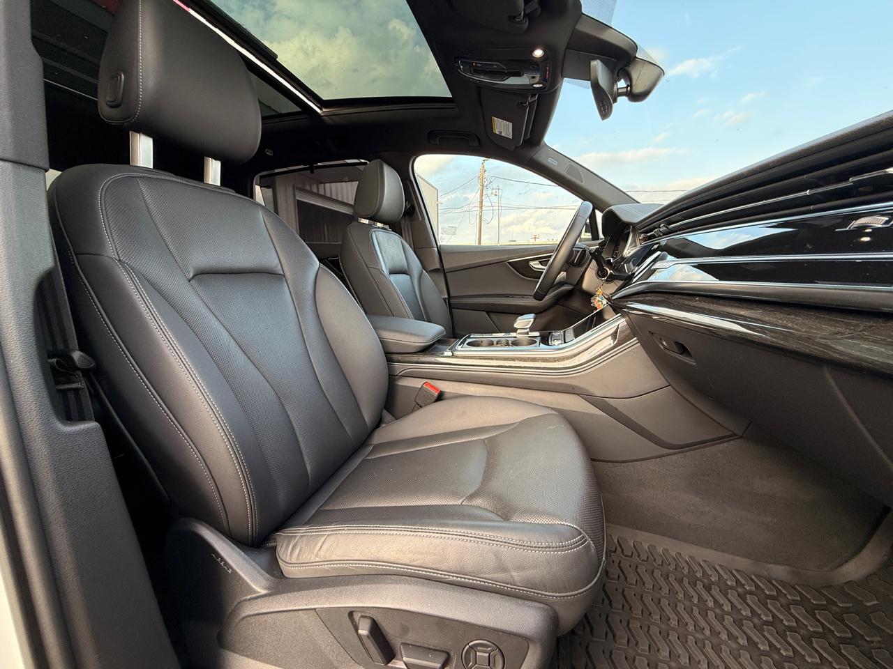 Audi Q7 Premium Plus 55 TFSI quattro 2025