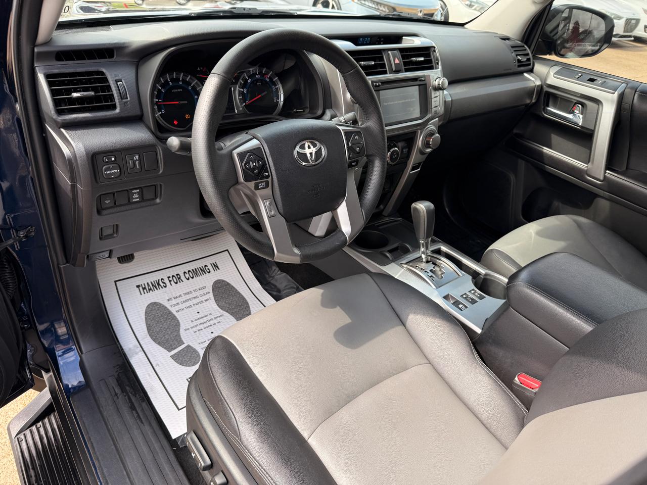 Toyota 4Runner SR5 2WD 2016