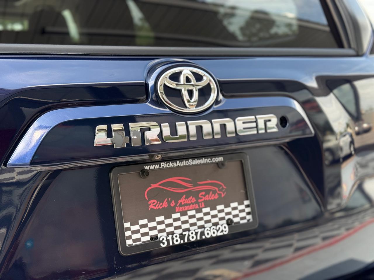Toyota 4Runner SR5 2WD 2016