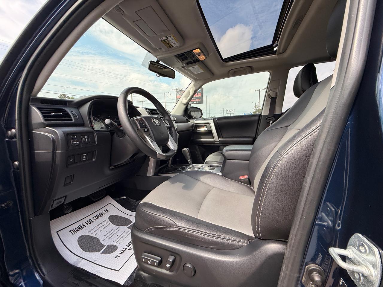 Toyota 4Runner SR5 2WD 2016