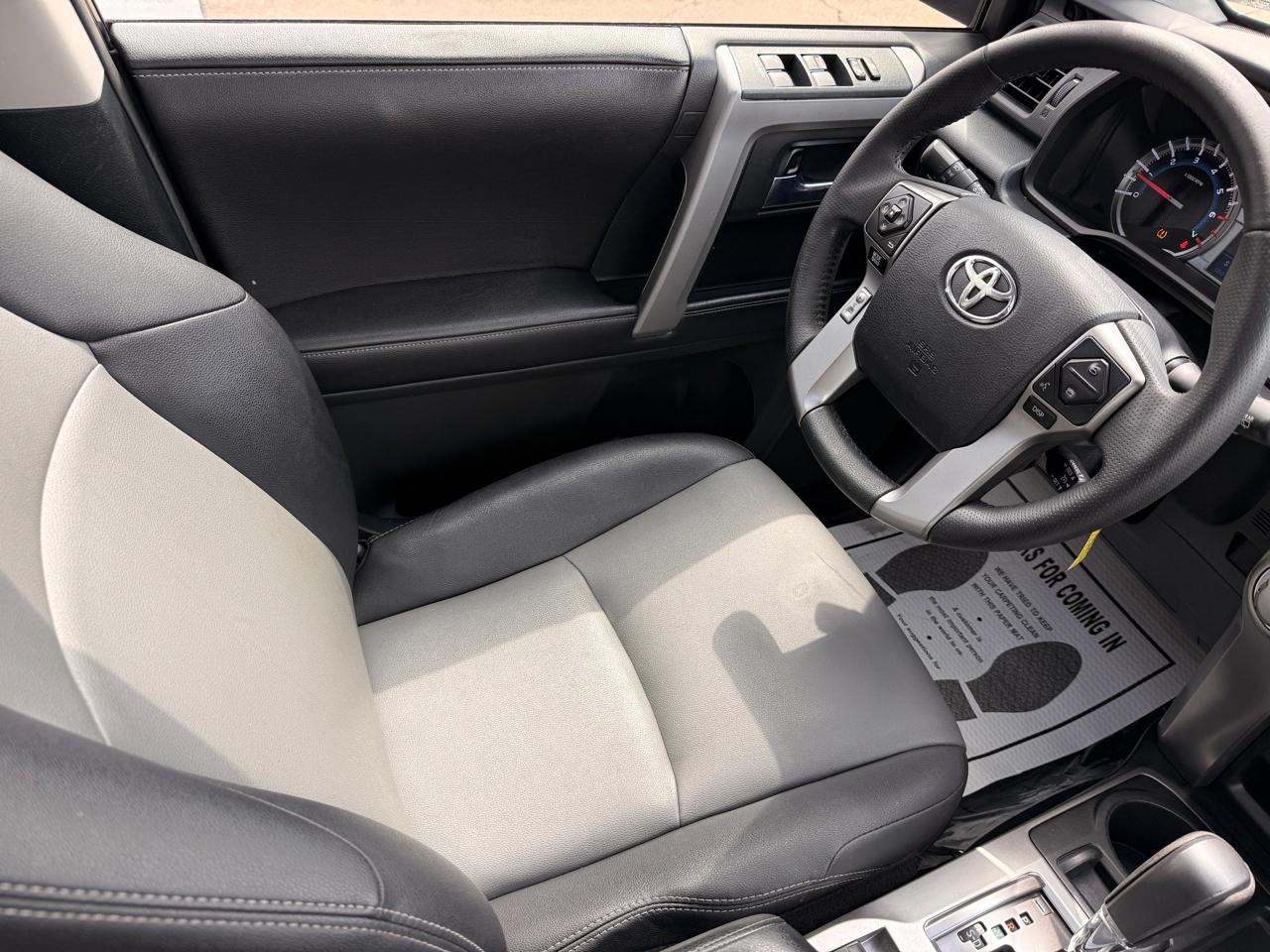 Toyota 4Runner SR5 2WD 2016