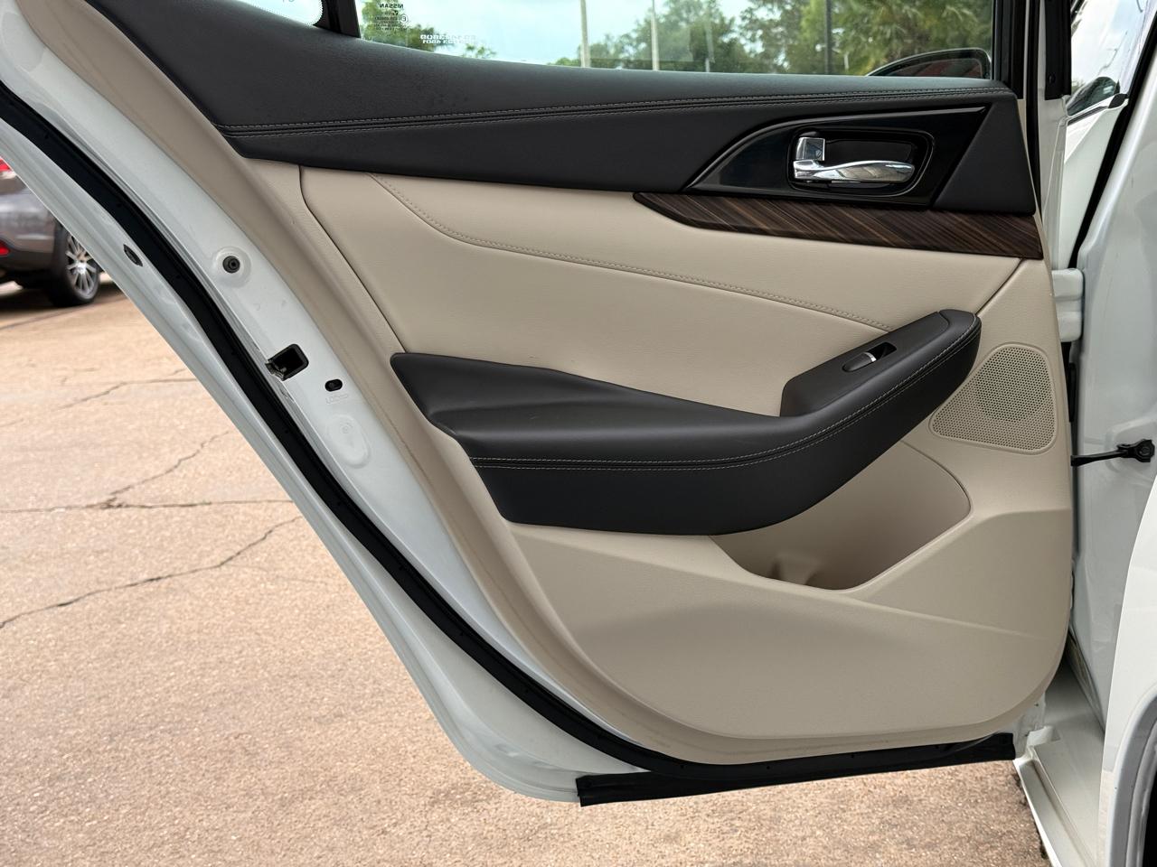 Nissan Maxima 3.5 S 2016