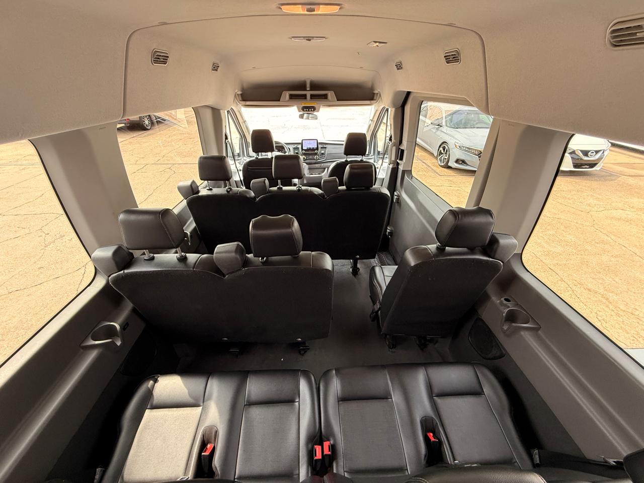 Ford Transit 350 Wagon Med. Roof XL w/Sliding Pass. 148-in. WB 2020