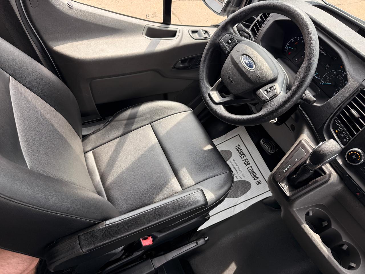 Ford Transit 350 Wagon Med. Roof XL w/Sliding Pass. 148-in. WB 2020