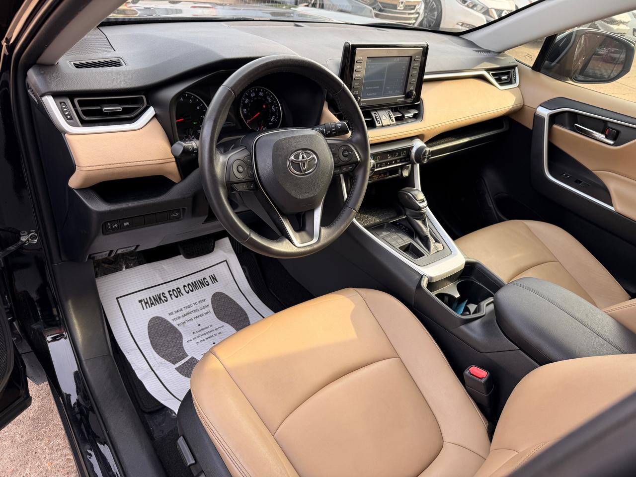 Toyota RAV4 XLE Premium AWD 2020