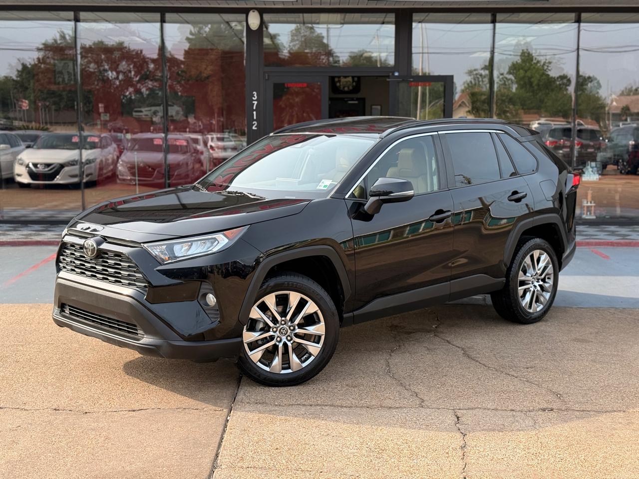 Toyota RAV4 XLE Premium AWD 2020