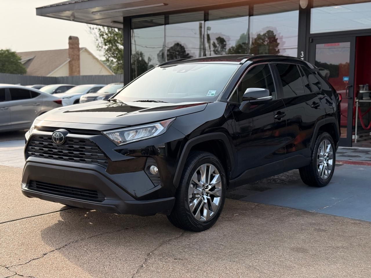 Toyota RAV4 XLE Premium AWD 2020