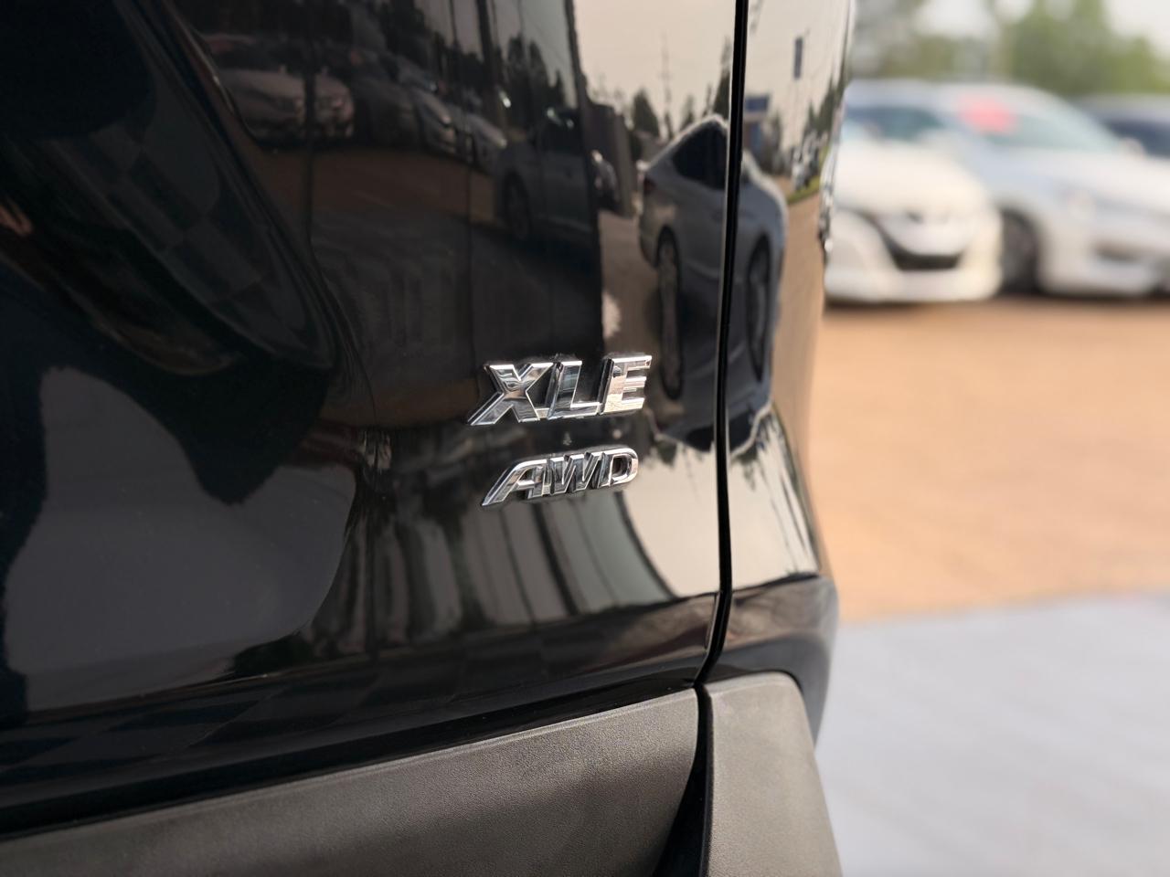 Toyota RAV4 XLE Premium AWD 2020