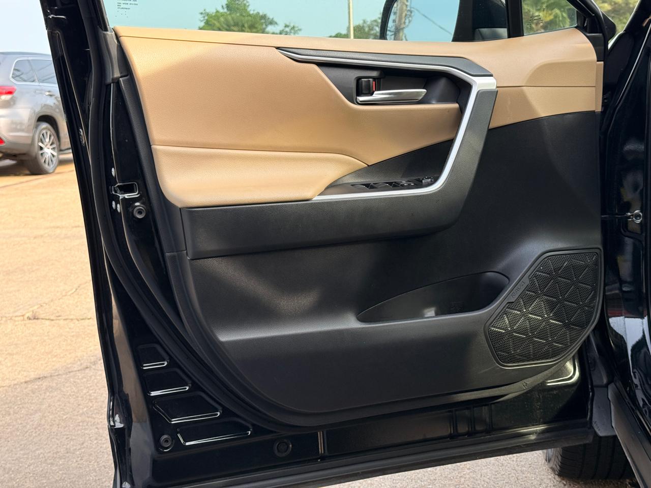 Toyota RAV4 XLE Premium AWD 2020