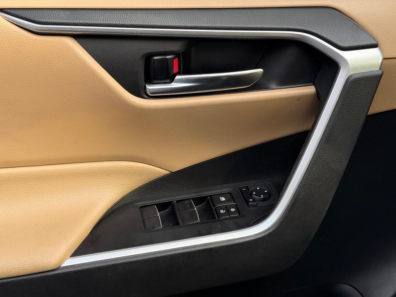 Toyota RAV4 XLE Premium AWD 2020