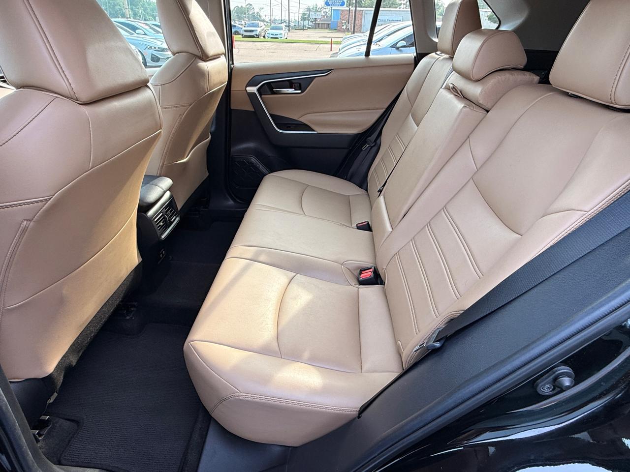 Toyota RAV4 XLE Premium AWD 2020