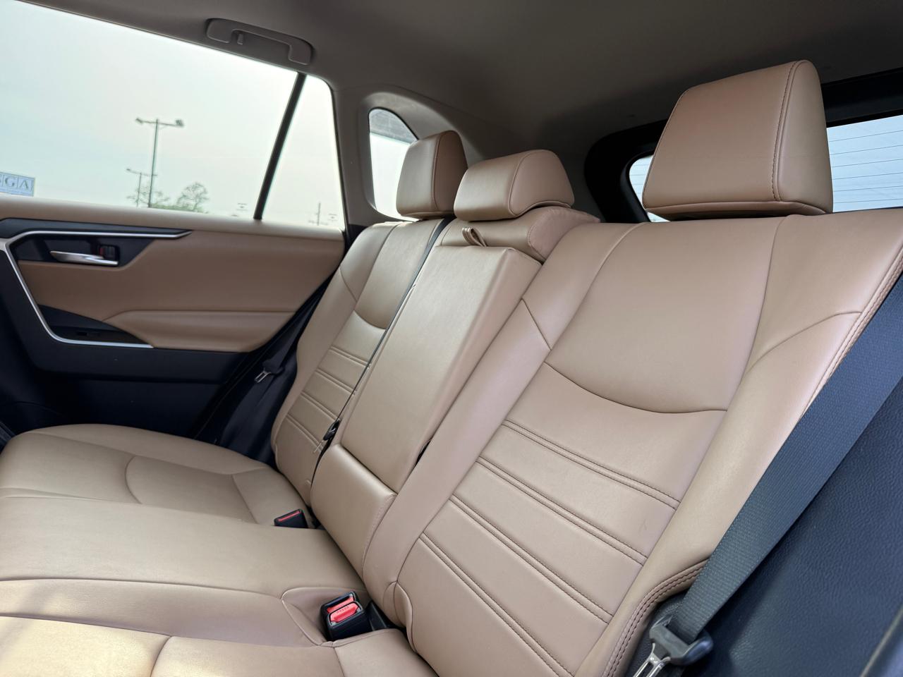 Toyota RAV4 XLE Premium AWD 2020