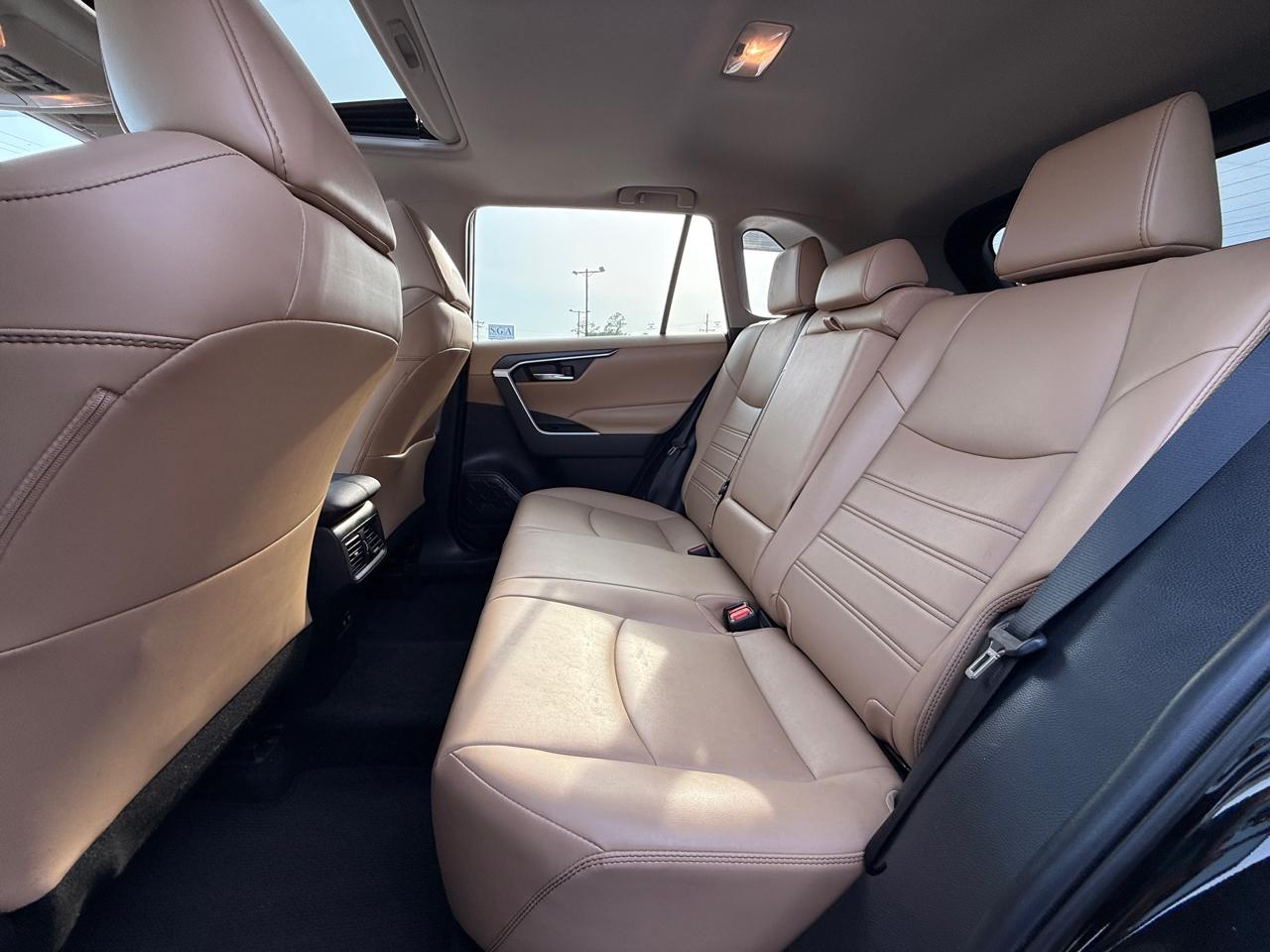 Toyota RAV4 XLE Premium AWD 2020