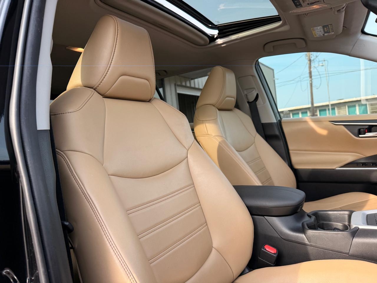 Toyota RAV4 XLE Premium AWD 2020
