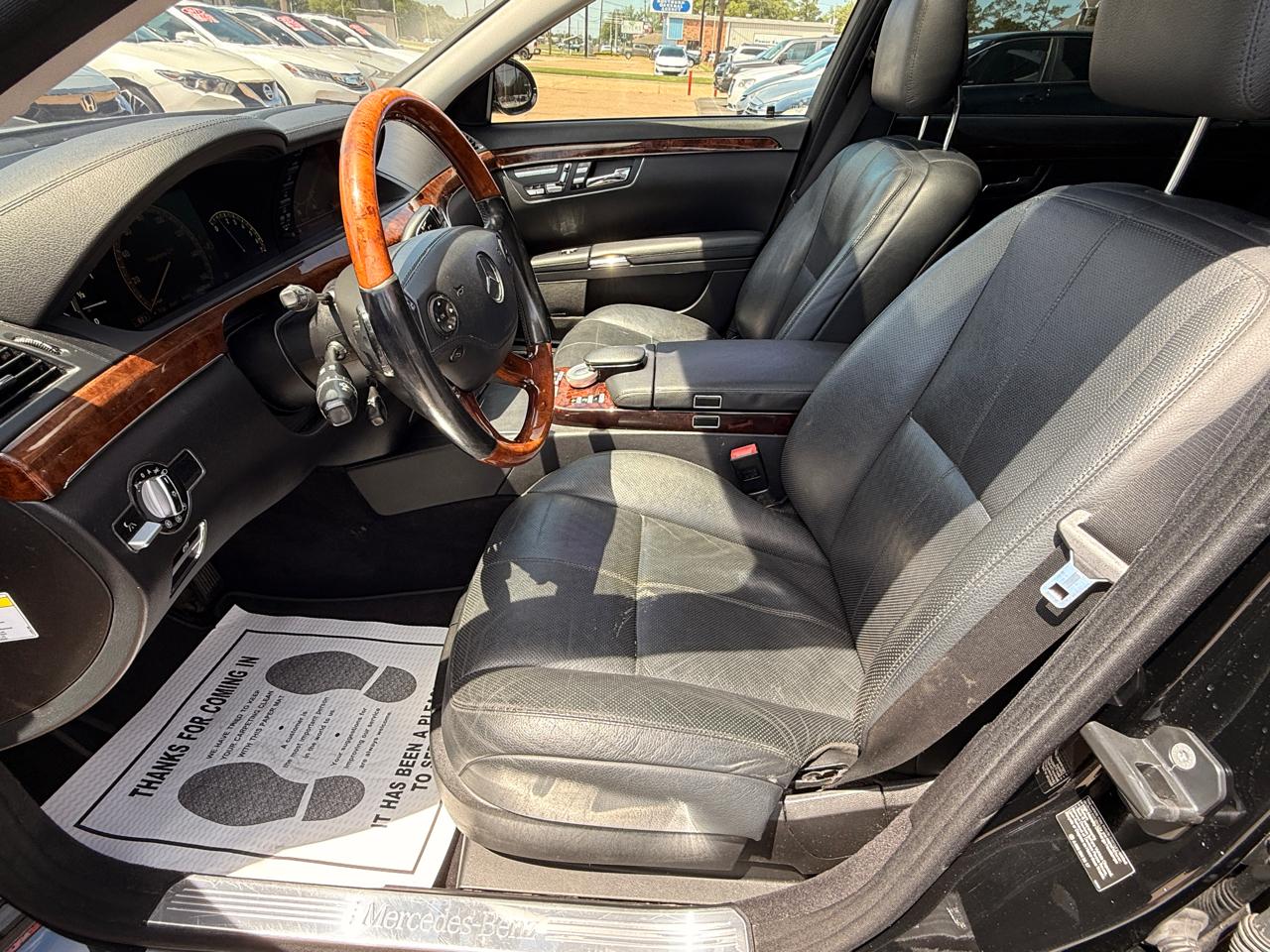 Mercedes-Benz S-Class S550 4MATIC 2009