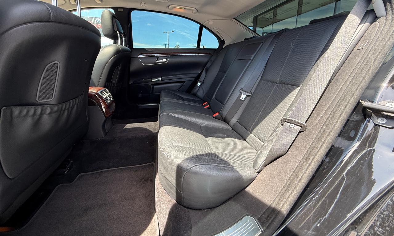 Mercedes-Benz S-Class S550 4MATIC 2009