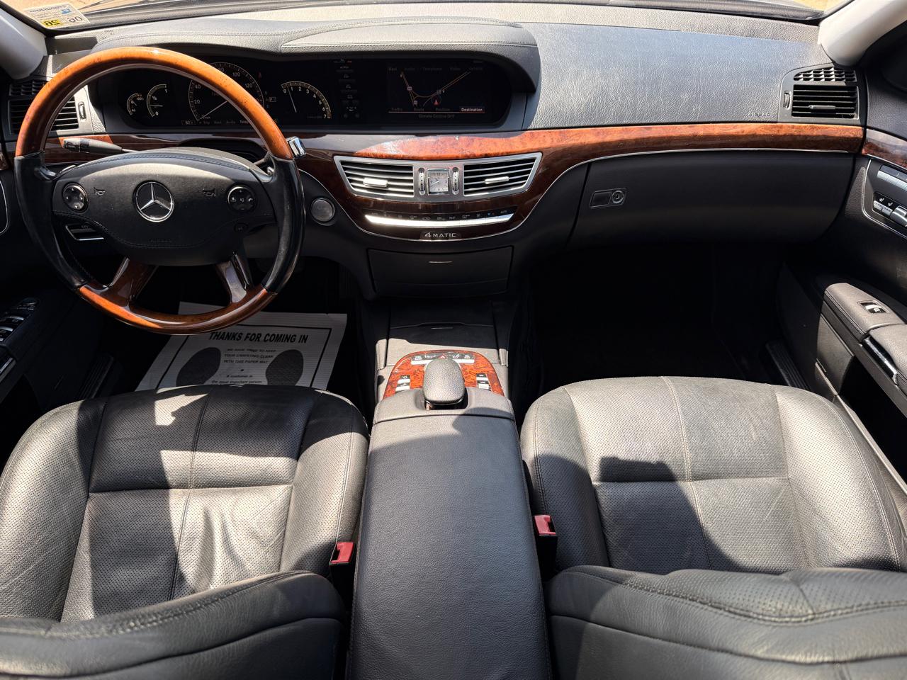 Mercedes-Benz S-Class S550 4MATIC 2009