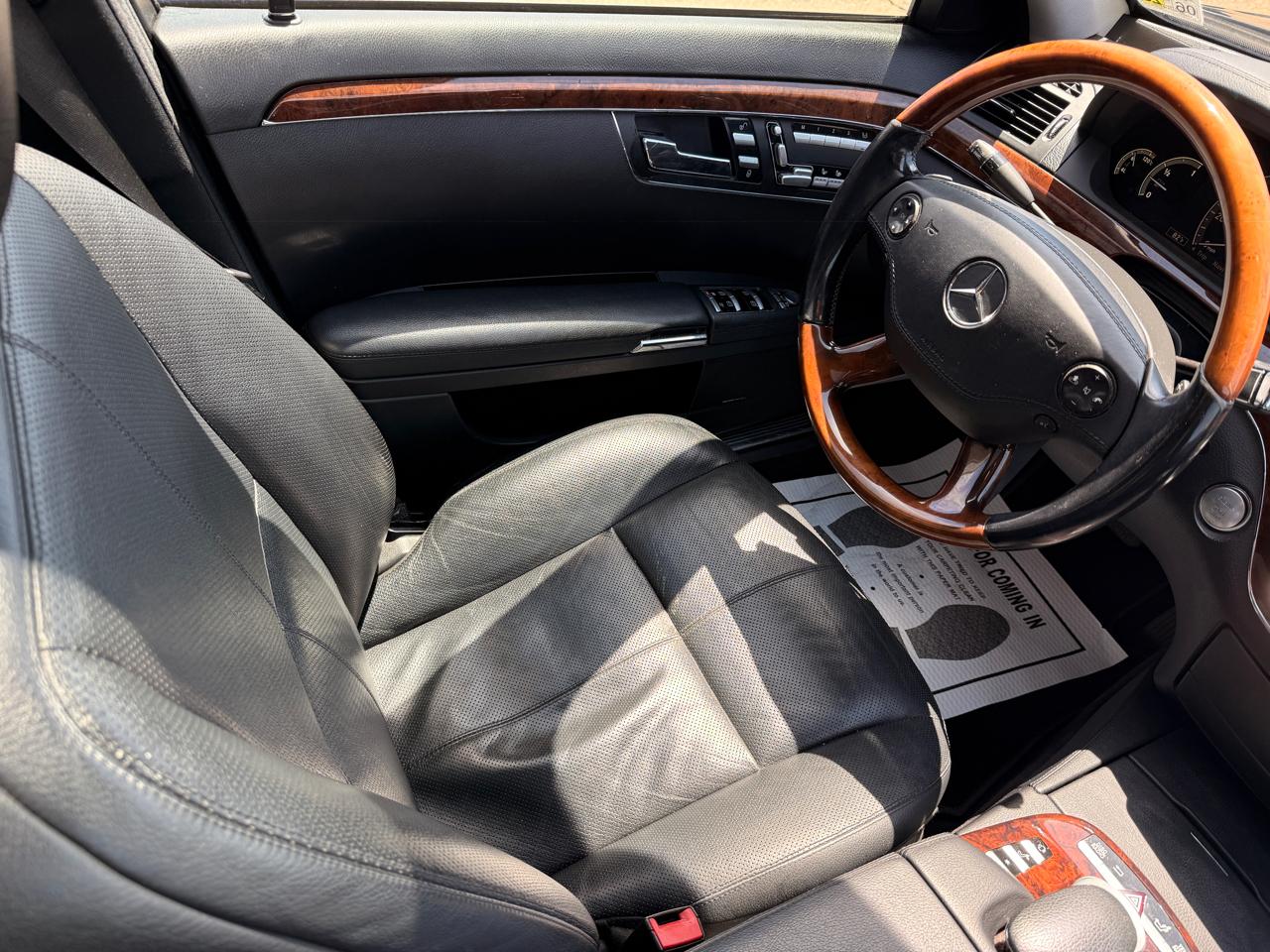 Mercedes-Benz S-Class S550 4MATIC 2009