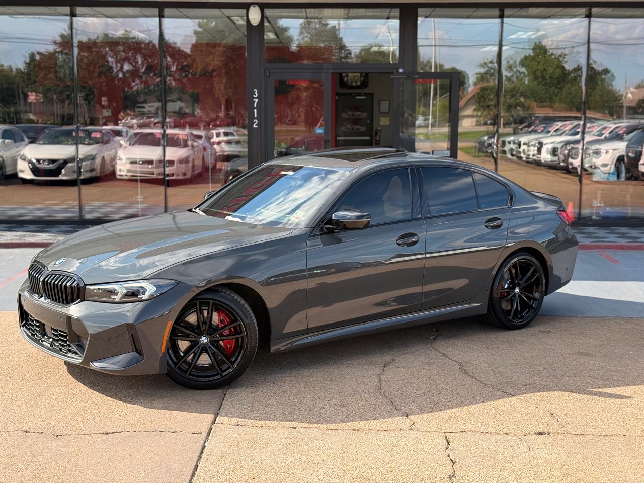 BMW 3-Series 330i 2023