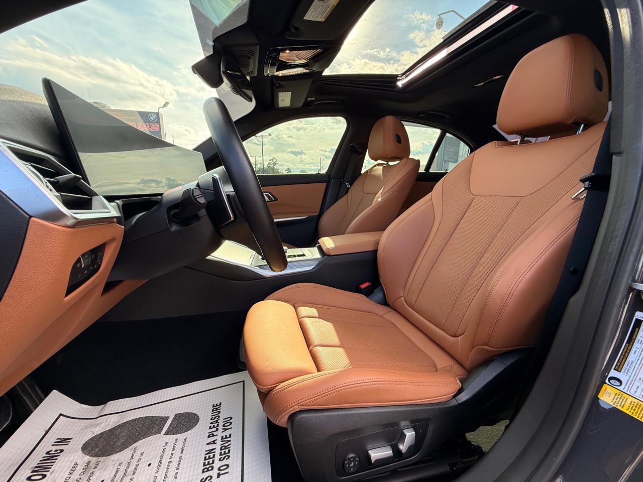 BMW 3-Series 330i 2023
