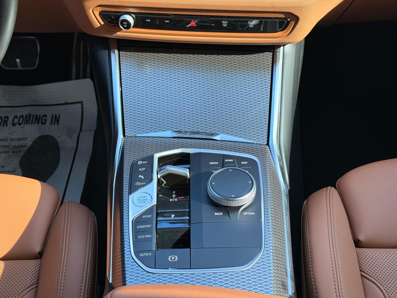 BMW 3-Series 330i 2023