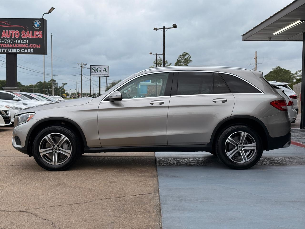 Mercedes-Benz GLC-Class GLC300 2019