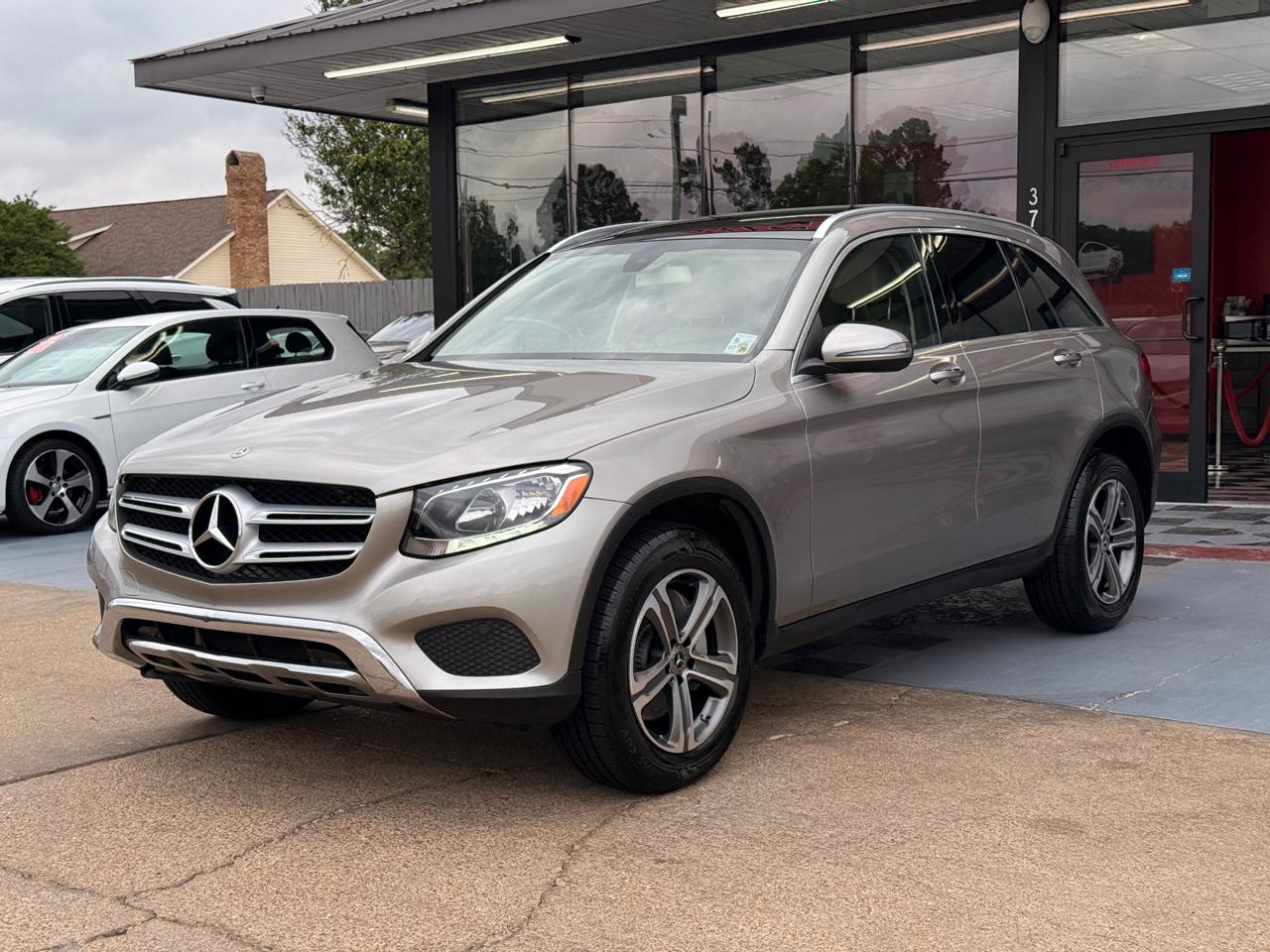 Mercedes-Benz GLC-Class GLC300 2019