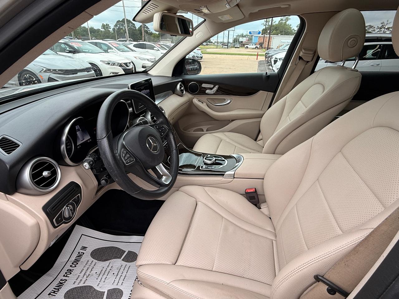 Mercedes-Benz GLC-Class GLC300 2019
