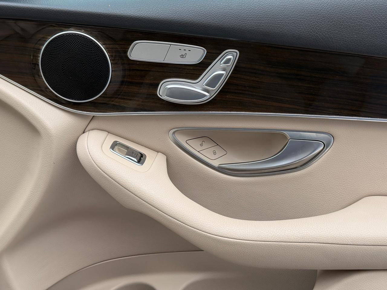 Mercedes-Benz GLC-Class GLC300 2019