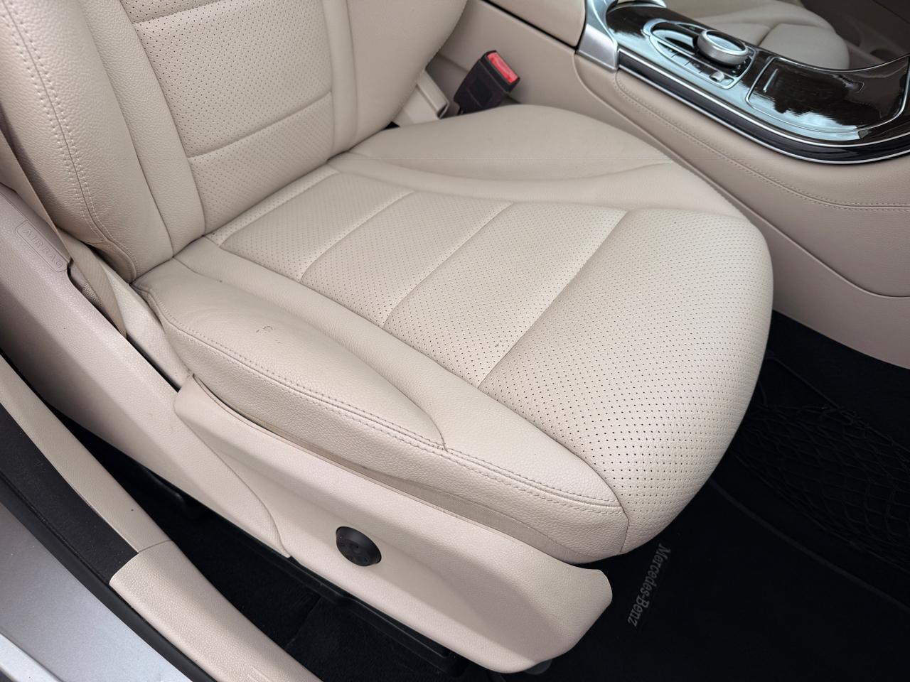 Mercedes-Benz GLC-Class GLC300 2019