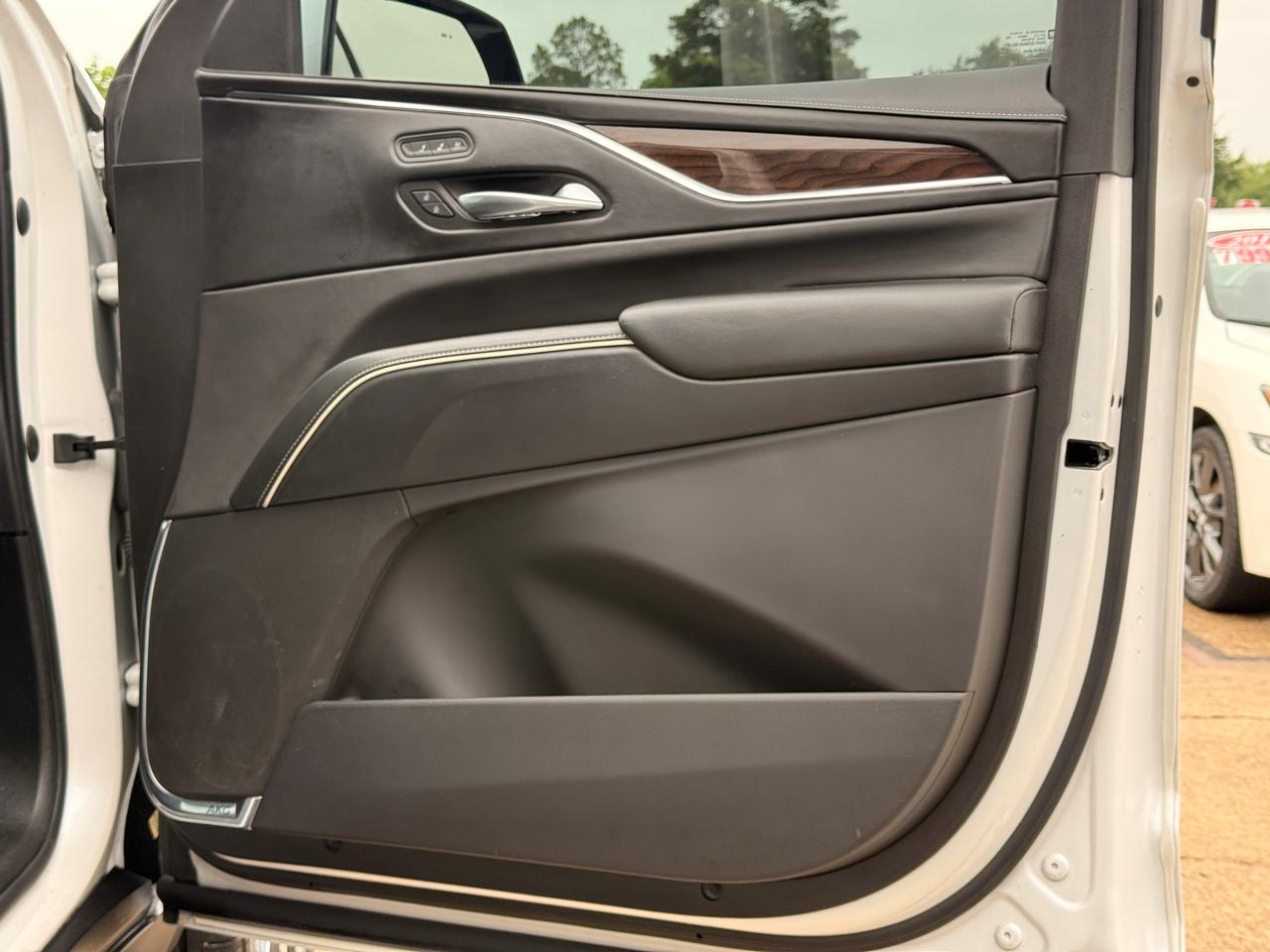 Cadillac Escalade Sport Platinum AWD 2022