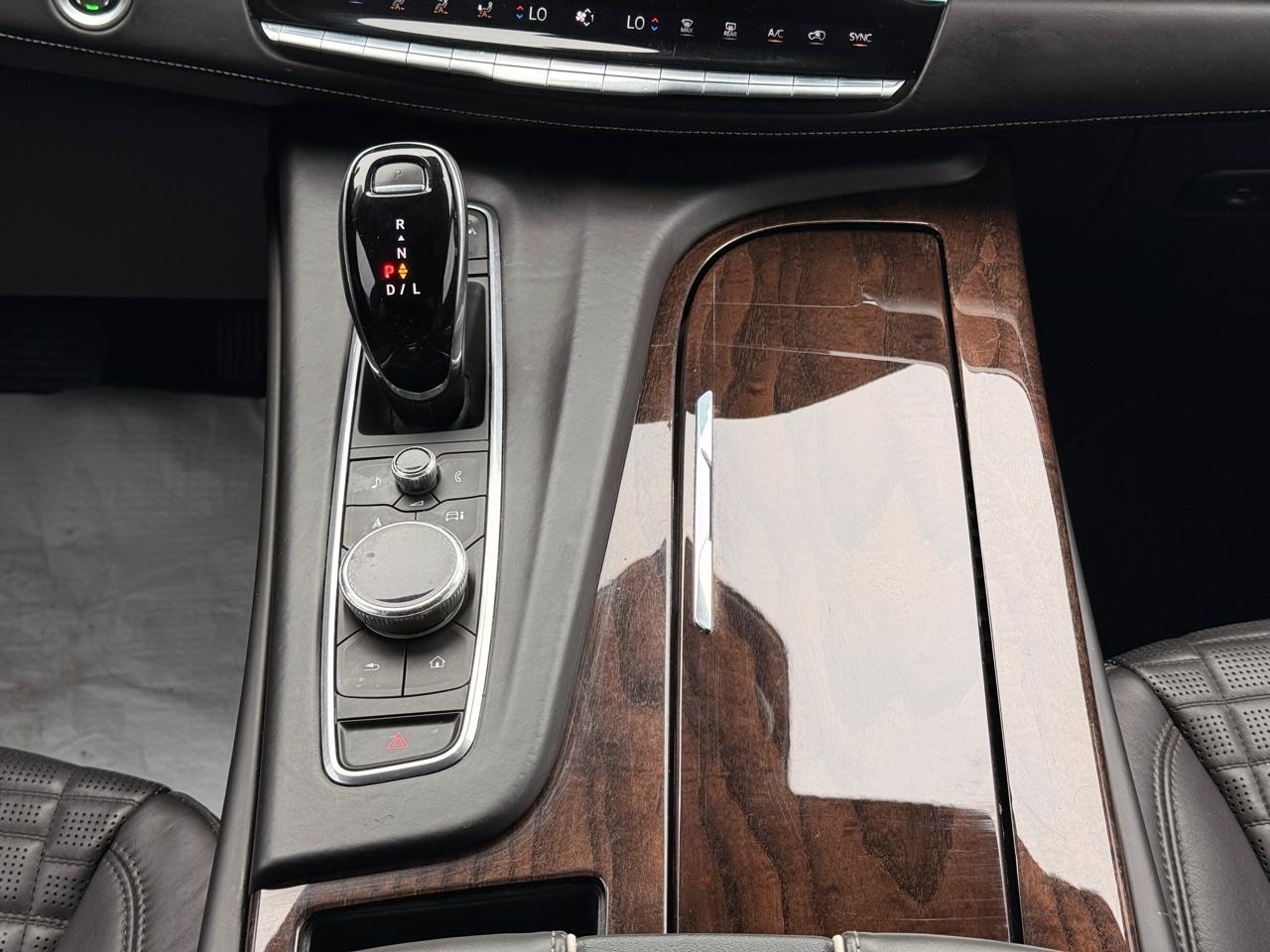 Cadillac Escalade Sport Platinum AWD 2022