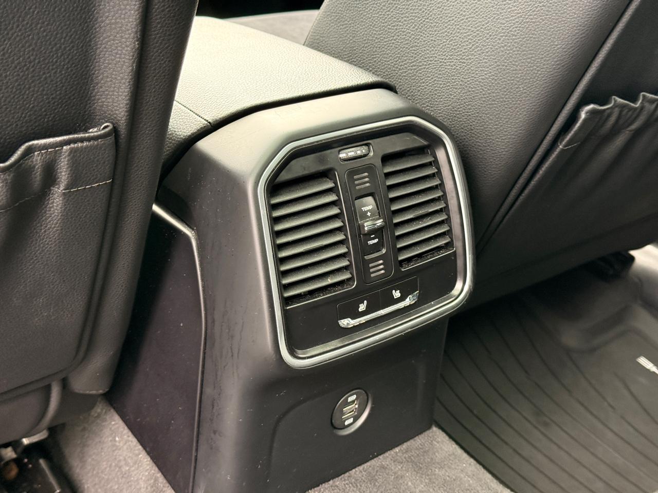 Porsche Macan Base 2019