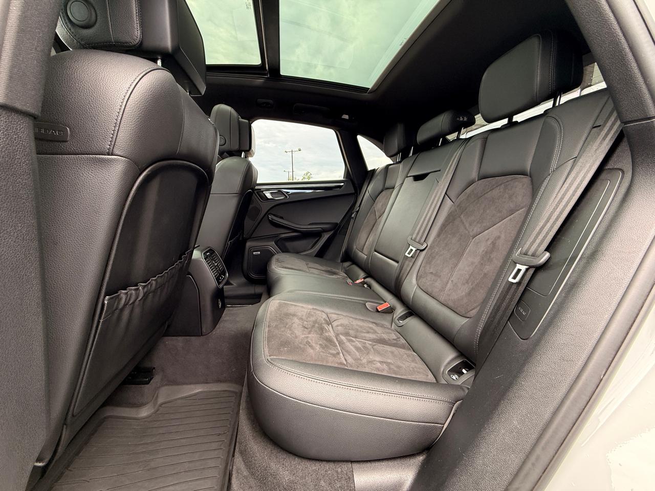 Porsche Macan Base 2019