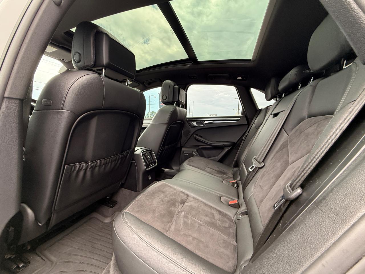 Porsche Macan Base 2019