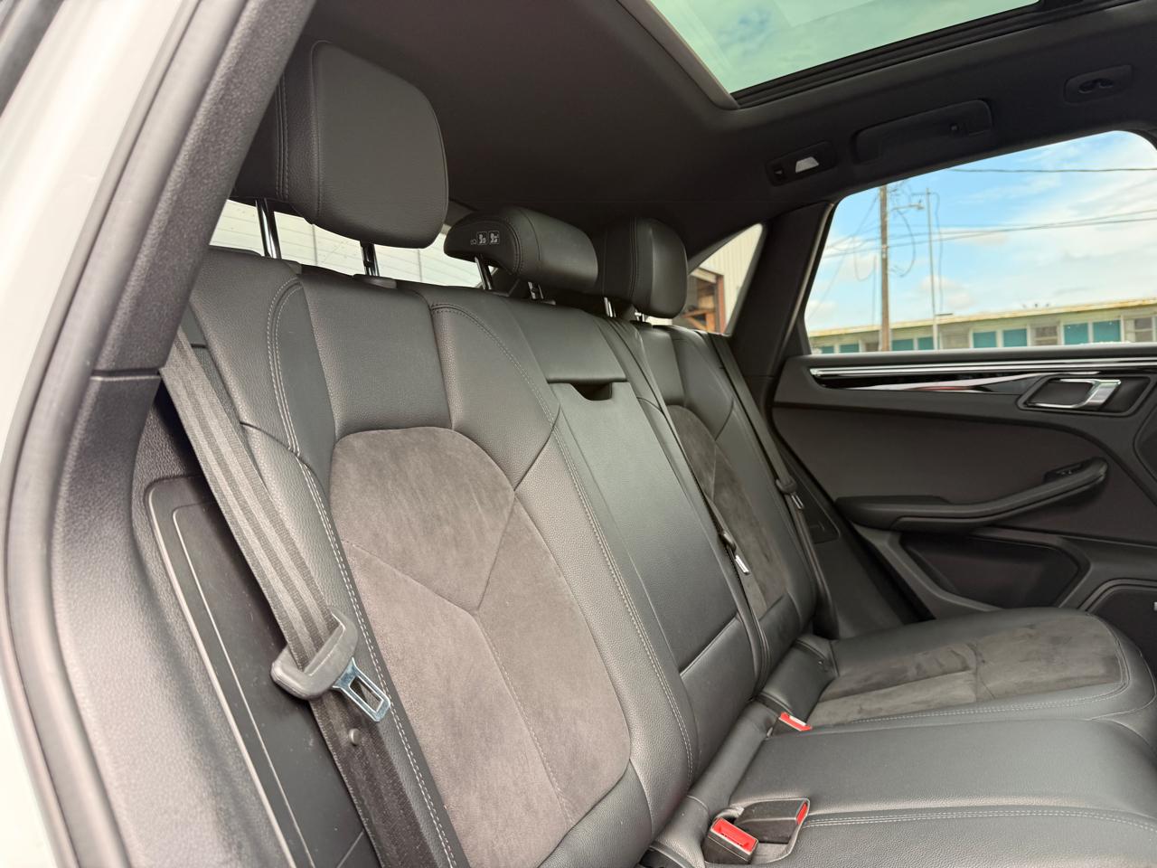 Porsche Macan Base 2019
